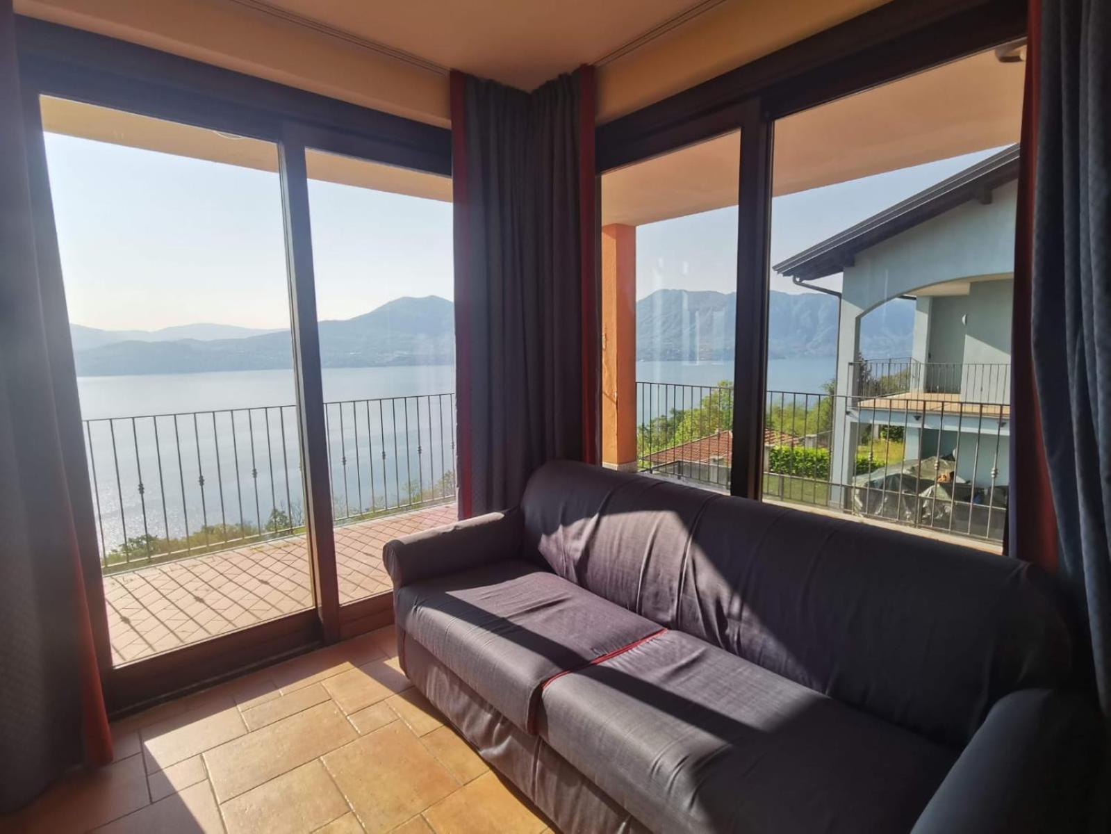 Residence Il Vigneto Oggebio Eksteriør billede